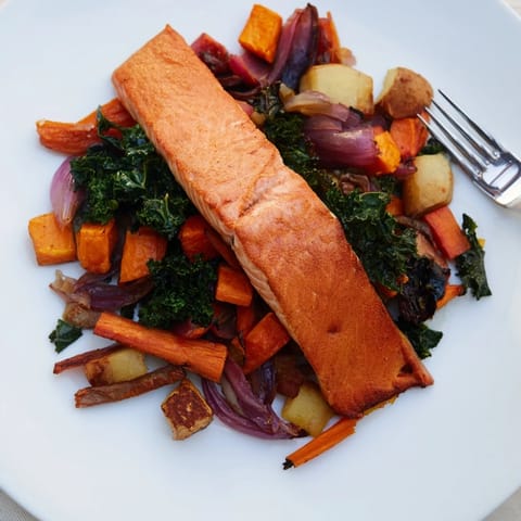 Sheet Pan Salmon Winter Vegetables